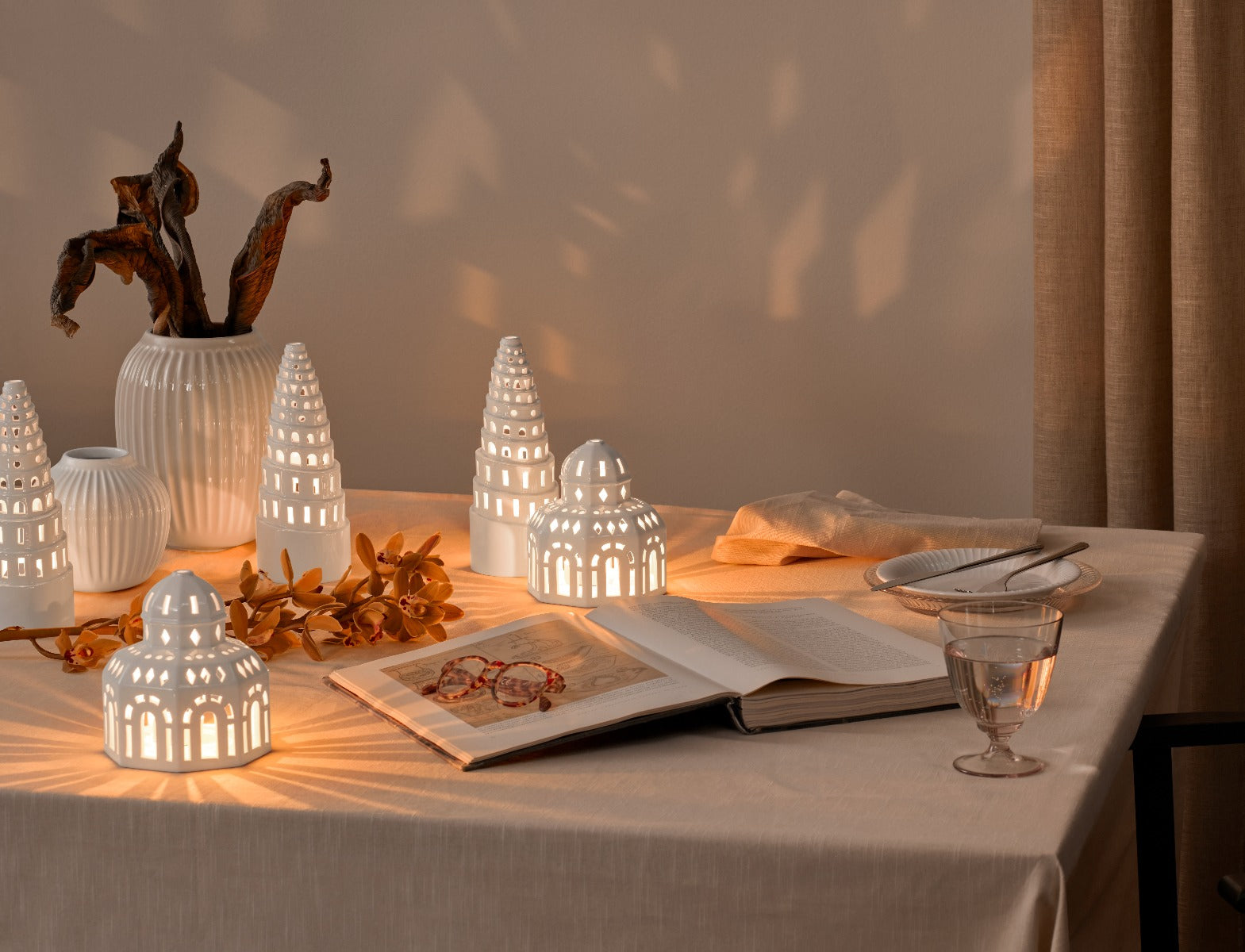 Urbania Babel lyshus, Hvid - H: 22,5